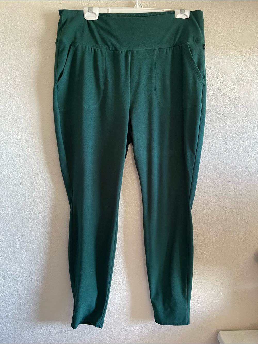 Happy Camper by Torrid Green Fleece Leggings Pockets Plus Size 3X